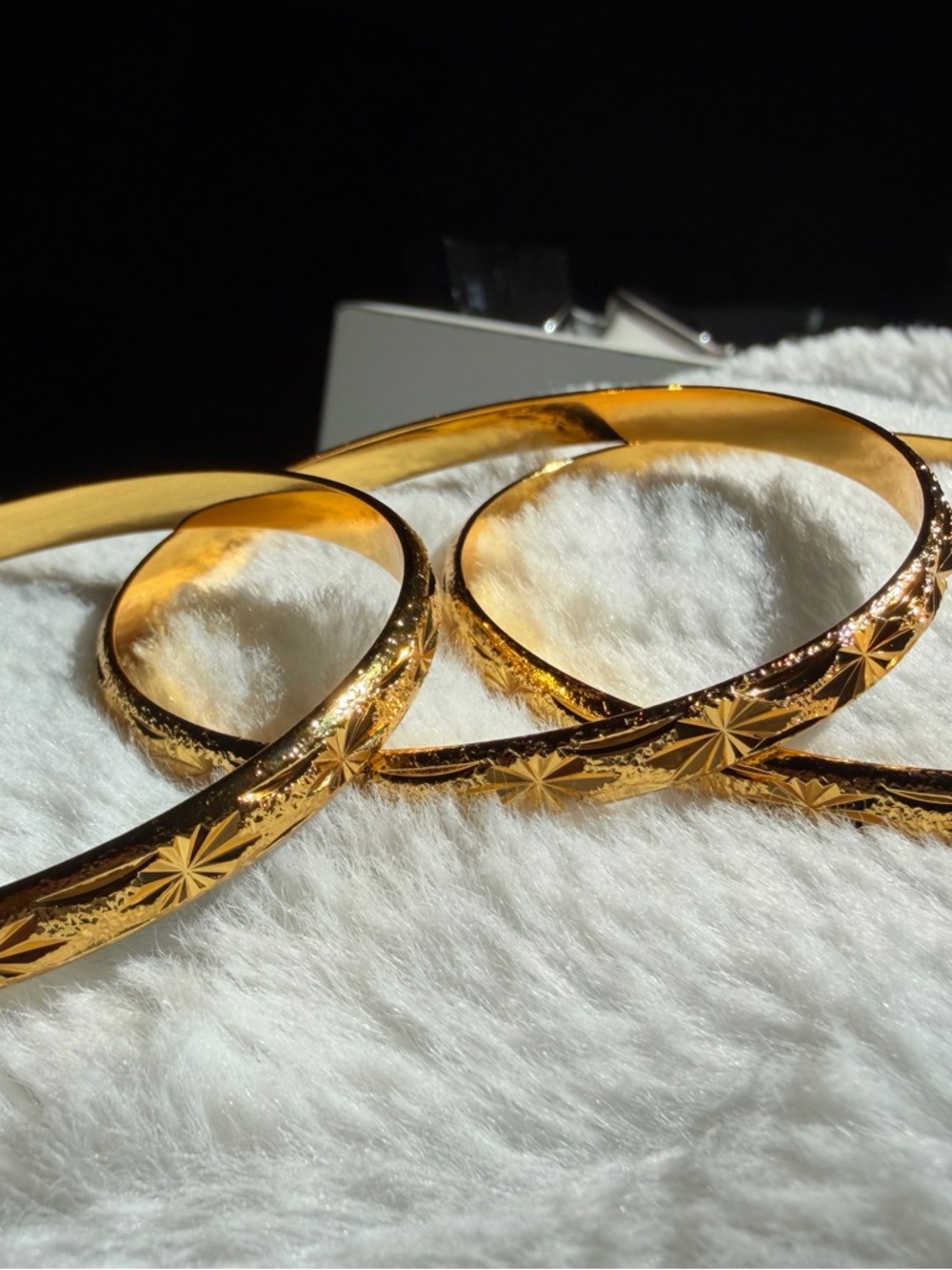 ✨ 24K Gold Stackable Bangles | Trendy Wrist Set | Luxury Minimal Jewelry 💛 - Picture 7 of 7